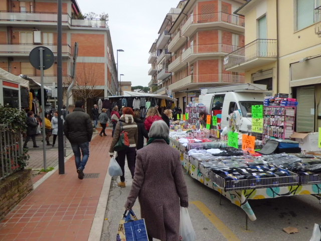 이탈리아 치타 델라 로컬 마켓