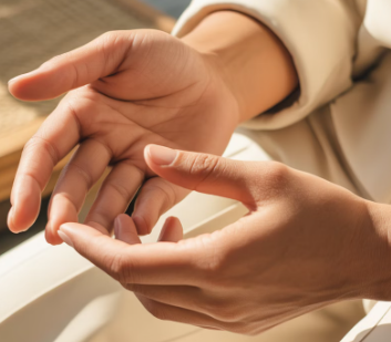 손가락 마디 통증