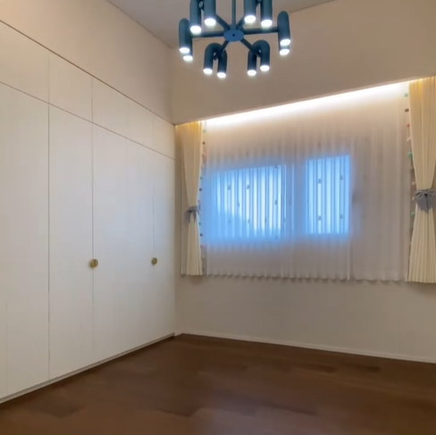 햇살이 잘 들어오는 방