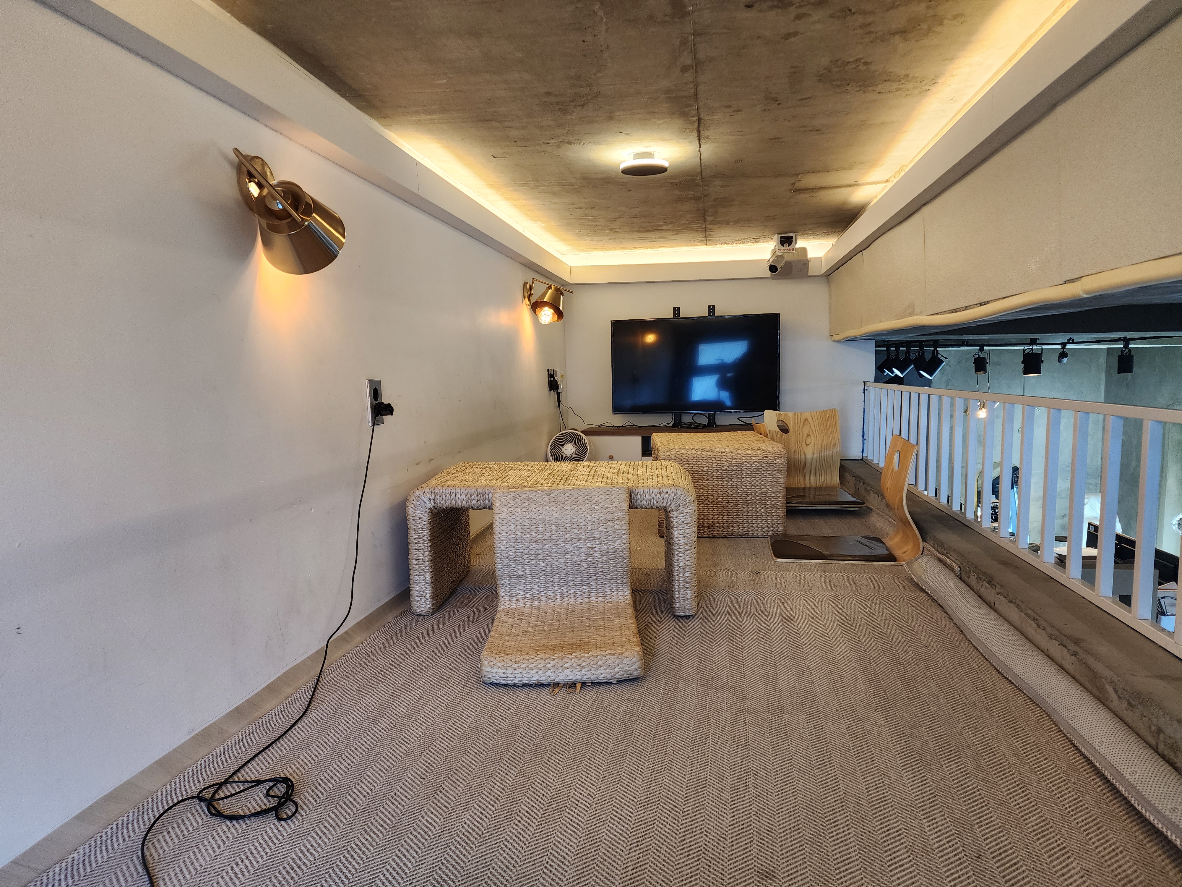 2층의 작은 공간