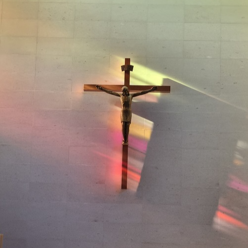 원신흥동성당 십자고상