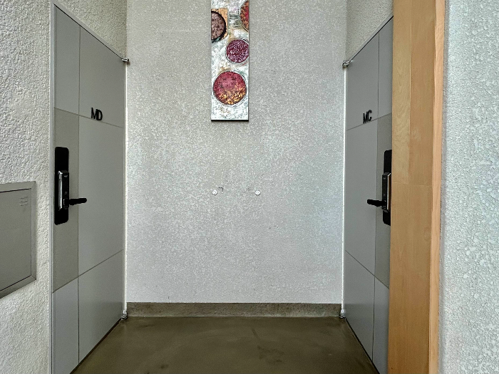 헬로엠펜션 객실 입구