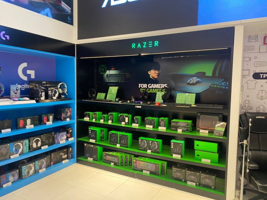 페이커가광고하는 레이저제품