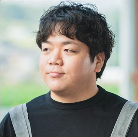 이영웅 역의 박강섭(출처 tvN)