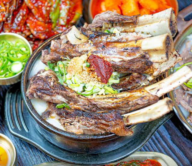 생방송투데이 방풍나물 뚝배기 갈비탕 전남 여수 남대갈뚝배기