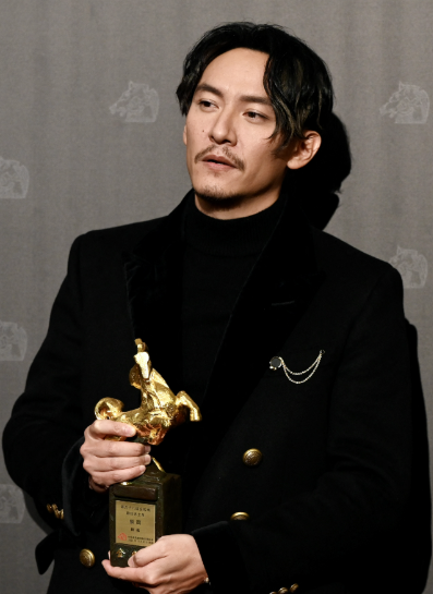 금마상에서 상을 받은 장첸