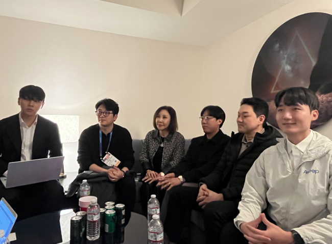 미국 라스베이거스 현지에서 열린 대담 현장 ( 이미지출처 : 매일경제)