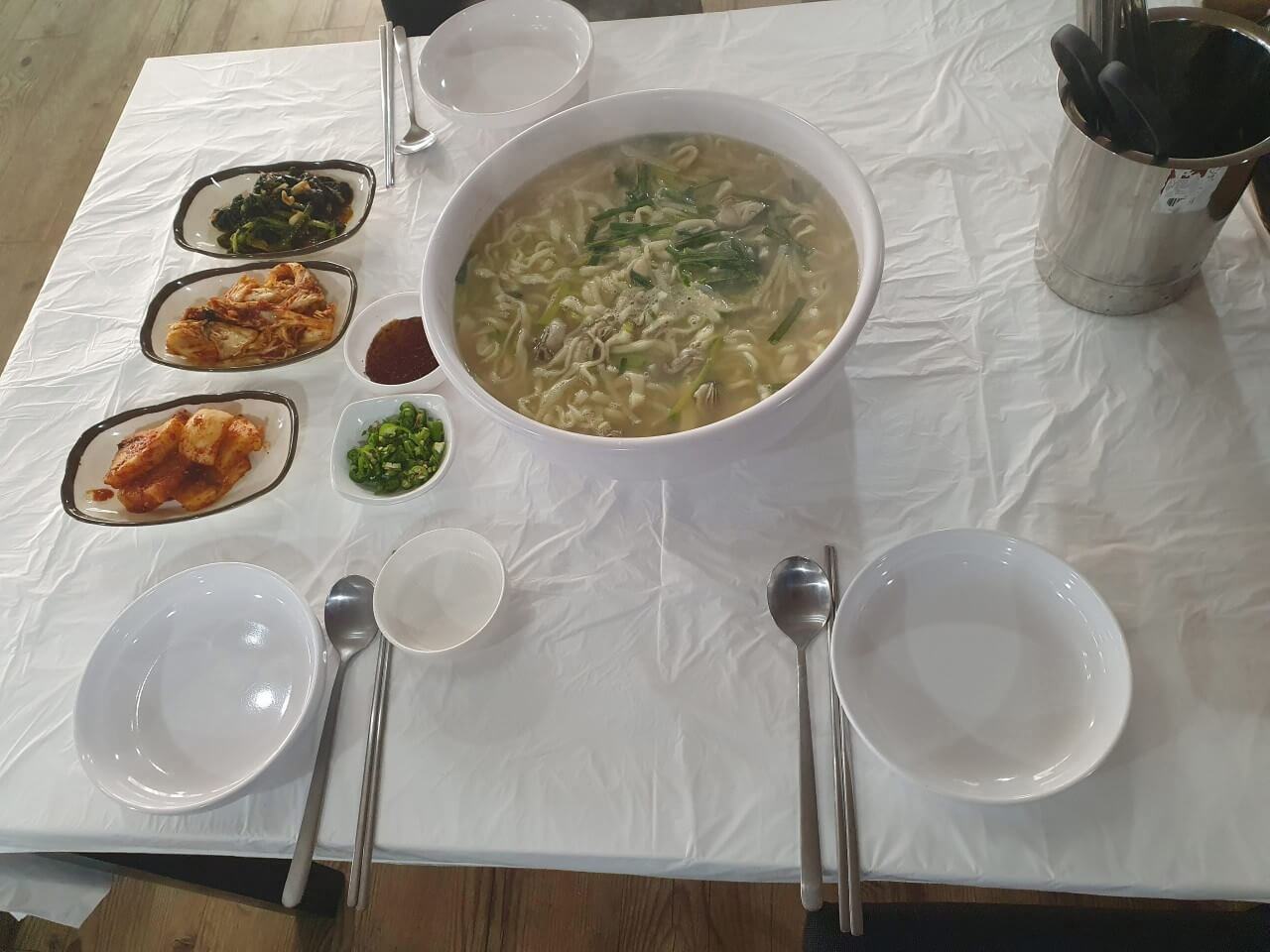 6시내고향 충남 서산 간월도 해물 손칼국수 맛집 간월도손칼국수