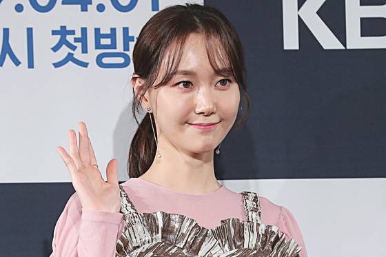 배우-이유영
