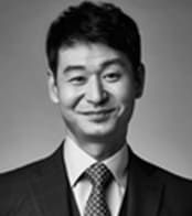 박혁권