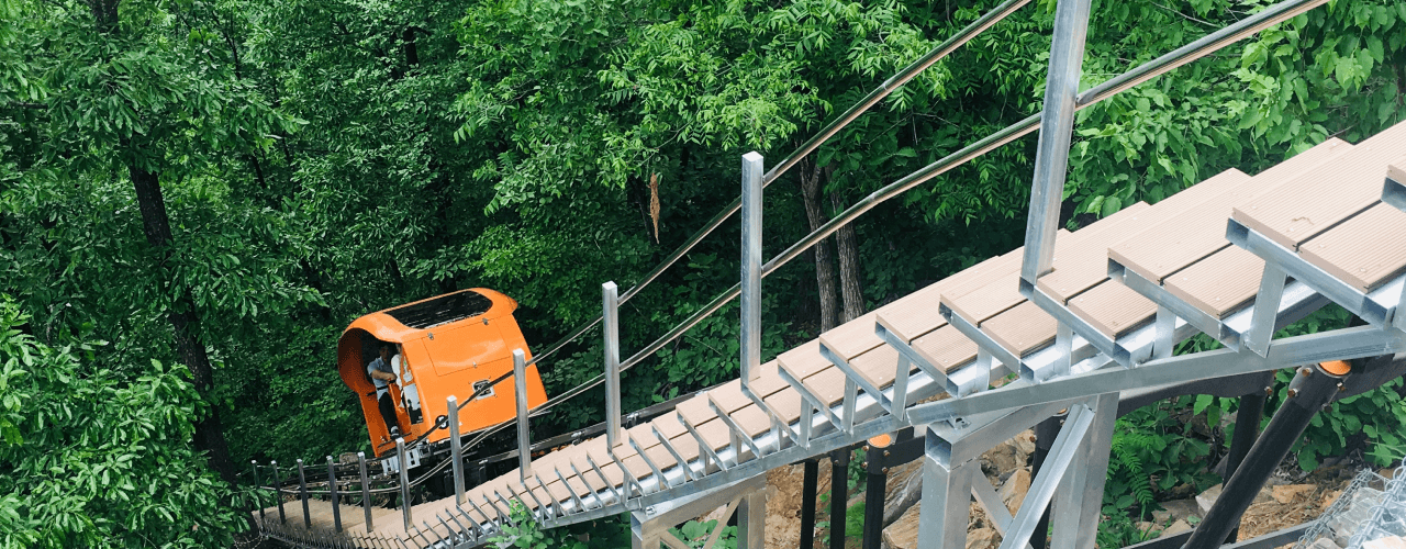 모노레일이 올라가느 모습