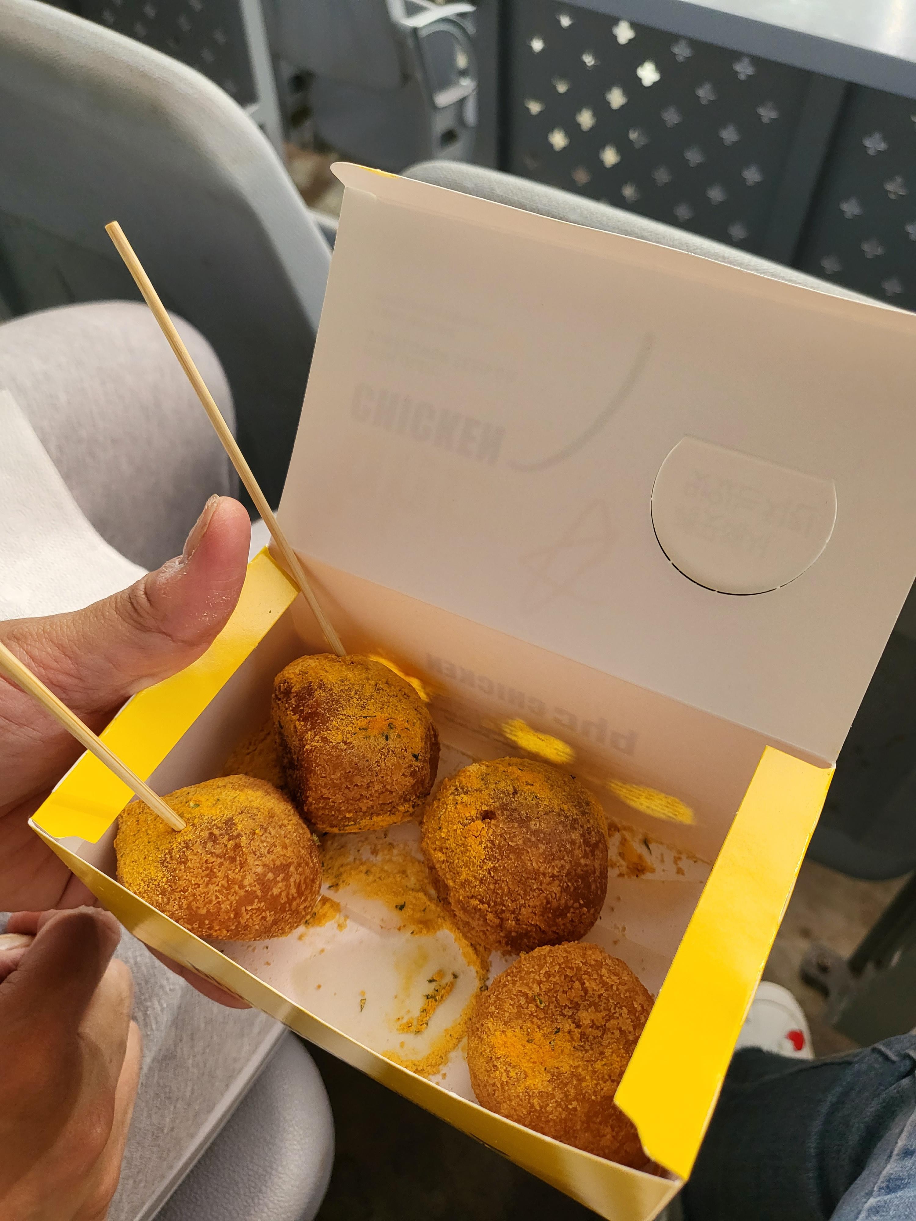 고척스카이돔 BHC뿌링클치즈볼