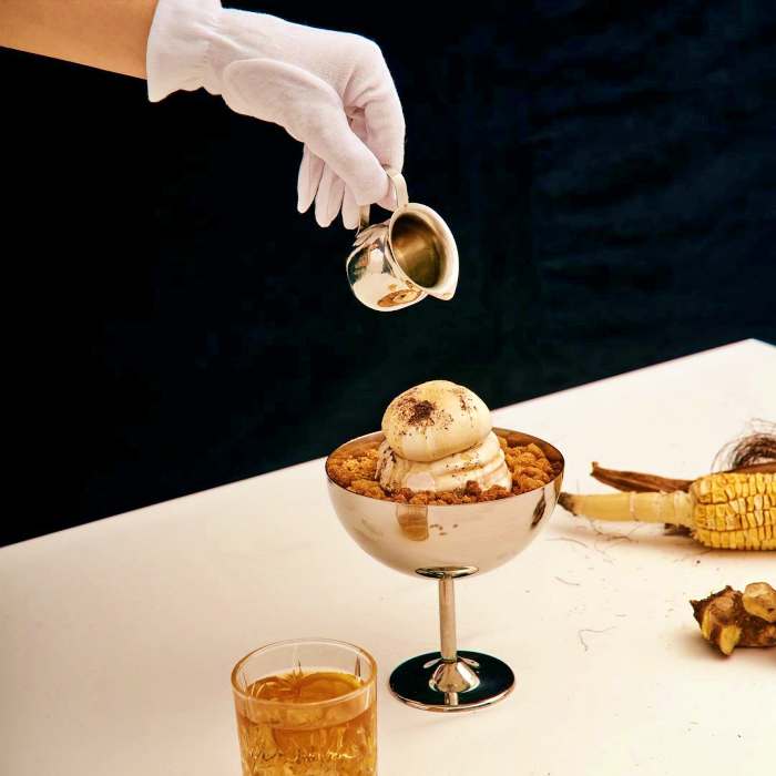 토요일은 밥이좋아 신용산 용리단길 파블로바 맛집 호주 대표 디저트 베이커리 카페 머랭 위 크림 과일 토핑 서울 핫플 6미 토밥 좋아 추천 방송정보