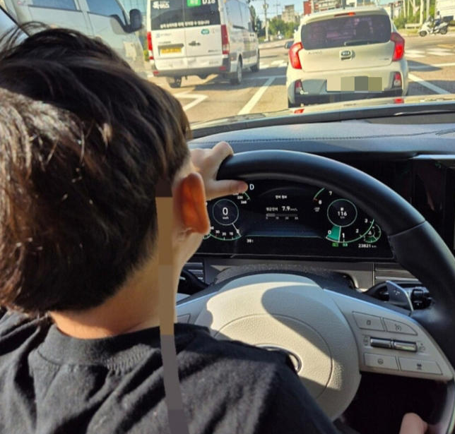 아들, 엄마 운전기사 해줘, 맘카페,운전석,