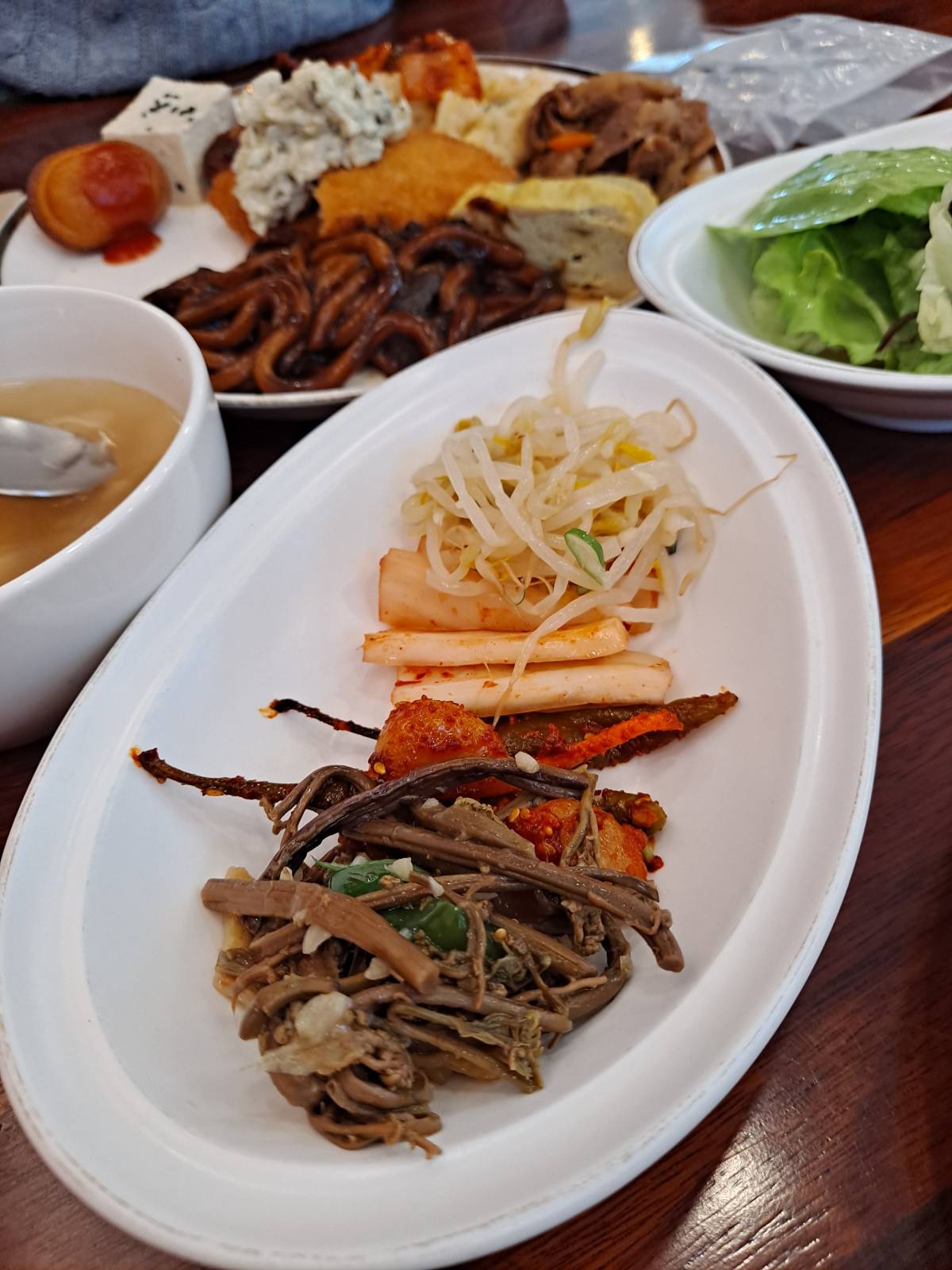 봄봄 밑반찬
