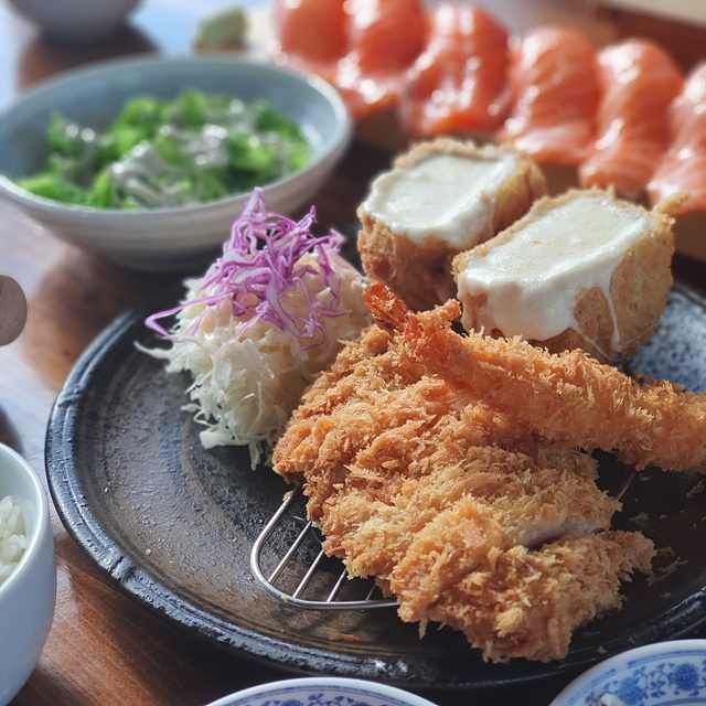 제주성산맛집베스 현지인추천제주도여행2,
바당집, 온더스톤 브런치카페, 떠돌이식객, 범식당, 지은이네밥상, 그리운바다성산포, 성산마씸, 고기다, 커큐민흑돼지,백록횟집