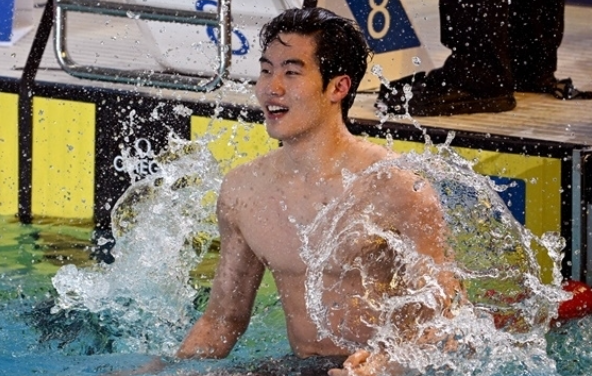 황선우 예선 1위