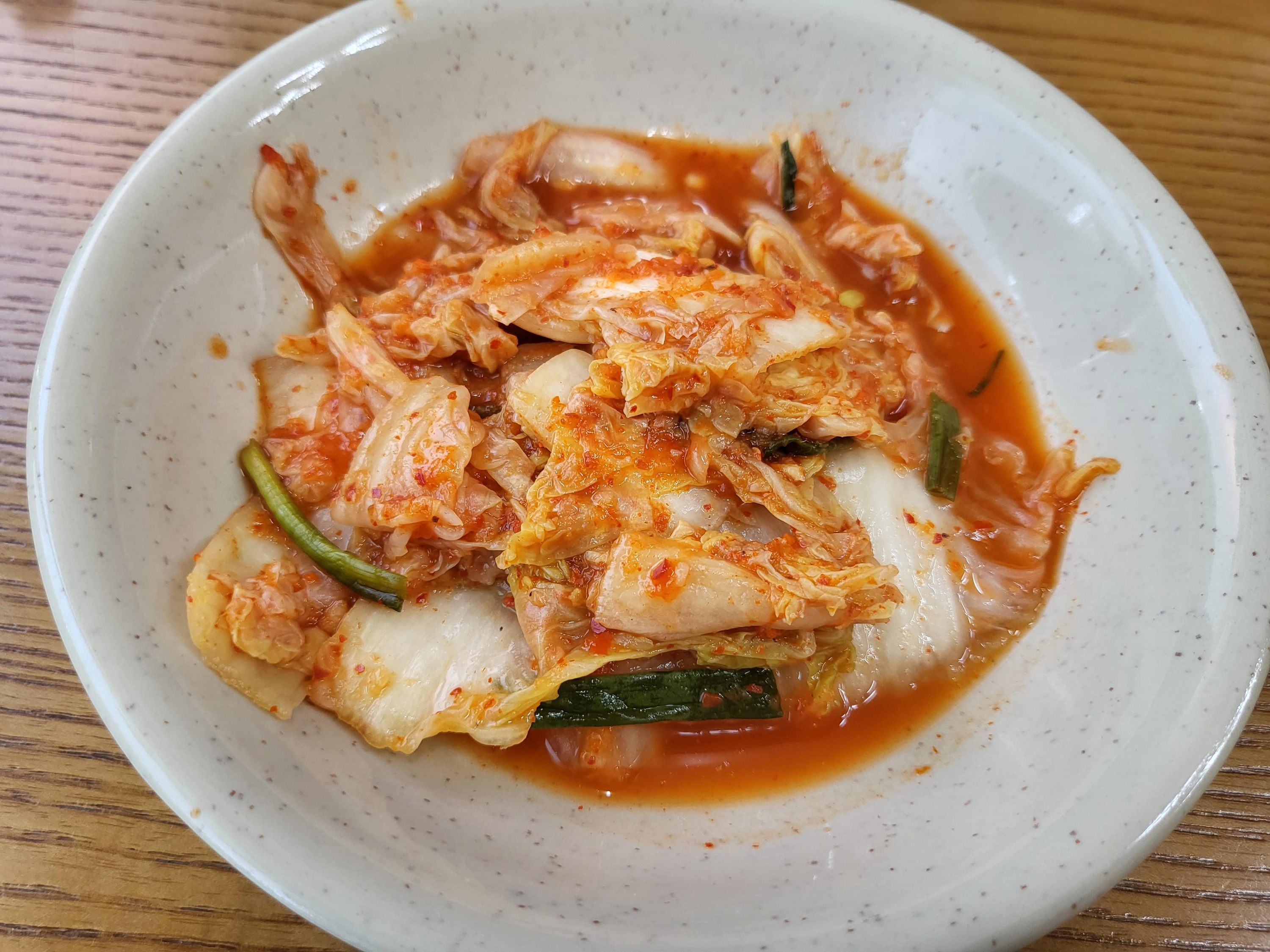 대야잔치국수 - 맛김치