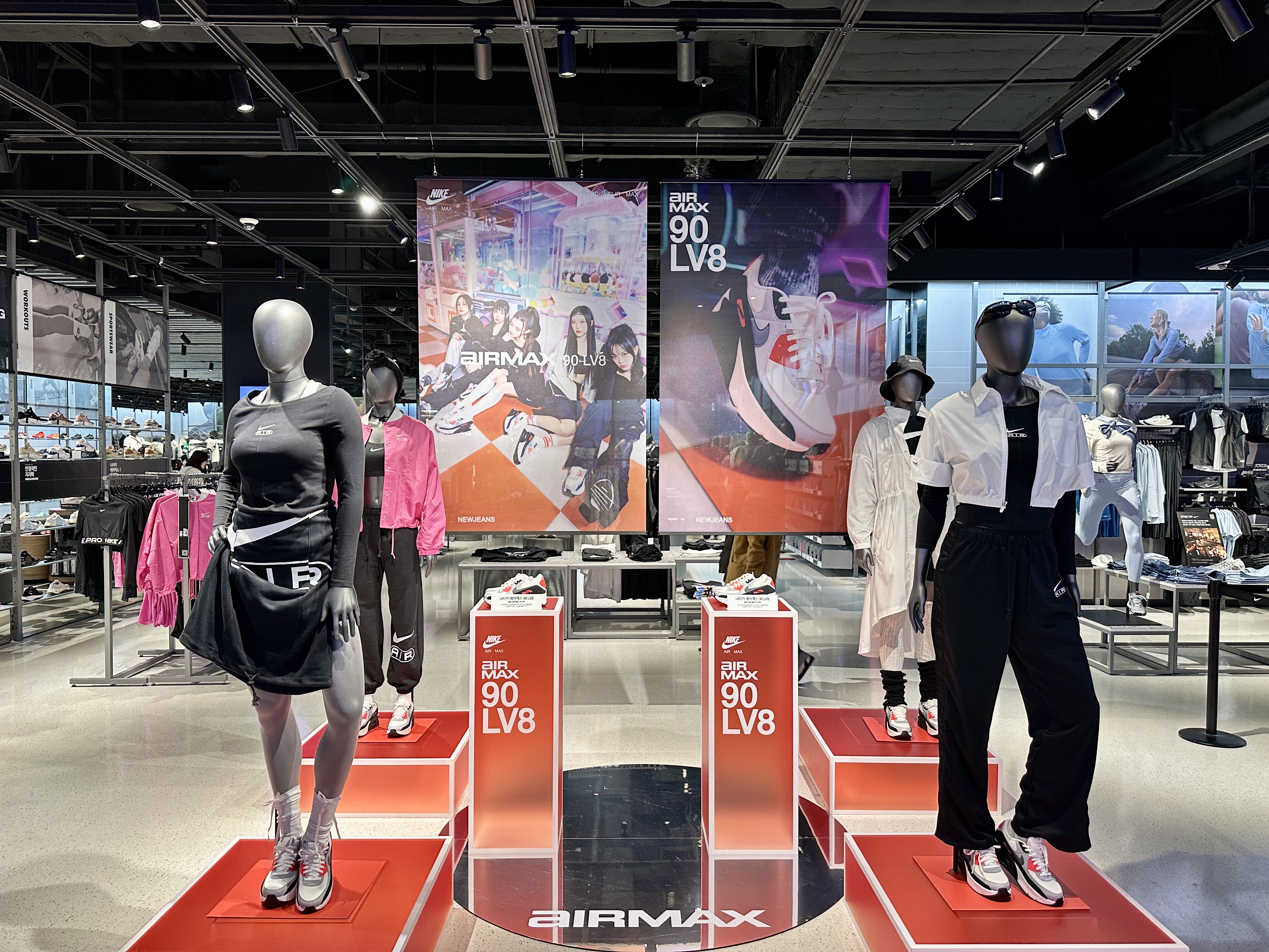 나이키 에어맥스90 LV8