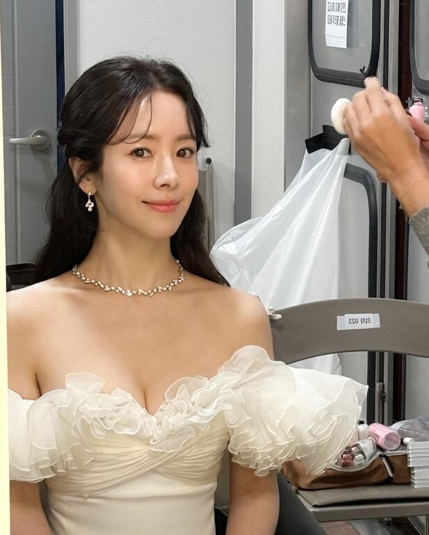 한지민