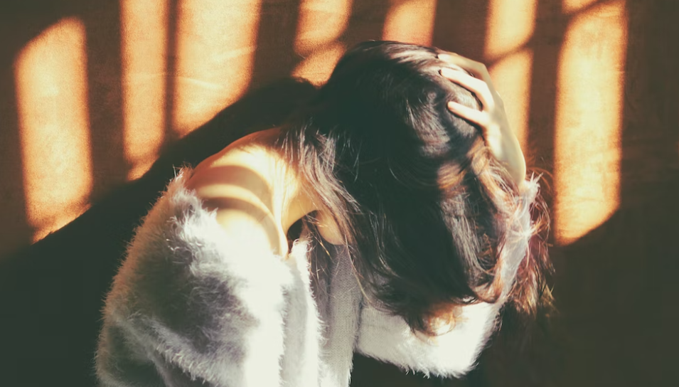 편두통의 원인 과 증상에 대해 알아보아요