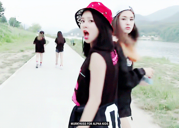 래퍼채영 식스틴