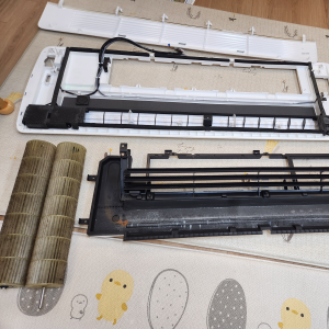 에어컨-커버-탈거-후-모습