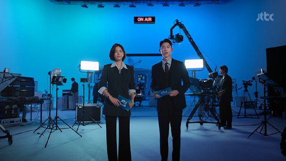 한민용, 최재원 기자가 '뉴스룸' 새 앵커로 발탁됐다. [사진=JTBC]