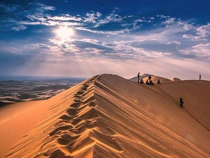 오지 여행 경비 절약법 (저렴한 항공권, 현지 교통, 경제적인 숙소)