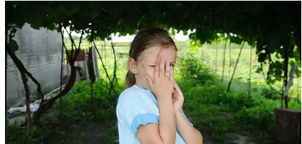 elementary student shy praise