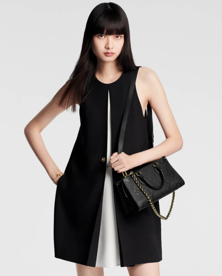 루이비통 온더고 이스트 웨스트 가방 착용