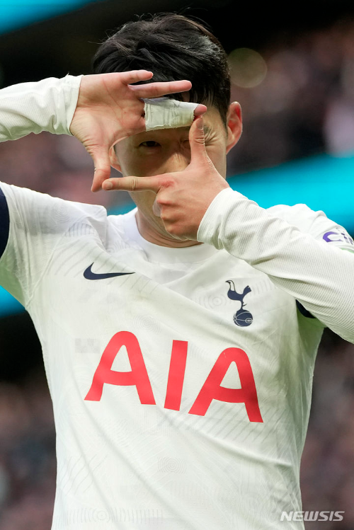 손흥민 선수 13호골 명장면 보기! 감격 뿌듯 감동의 3단 퍼레이드