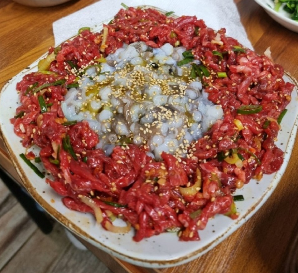 한국인의밥상-함평-낙지탕탕이-정경복궁-한우