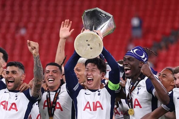 손흥민 유로파 우승