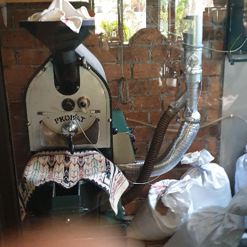 치앙마이 카페 투어 ② : 올드시티 북쪽 창푸악 카페들 (OMNiA Cafe & Roastery)_로스팅 기