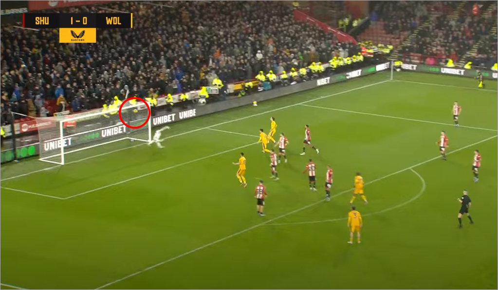 황희찬 어시스트 장면