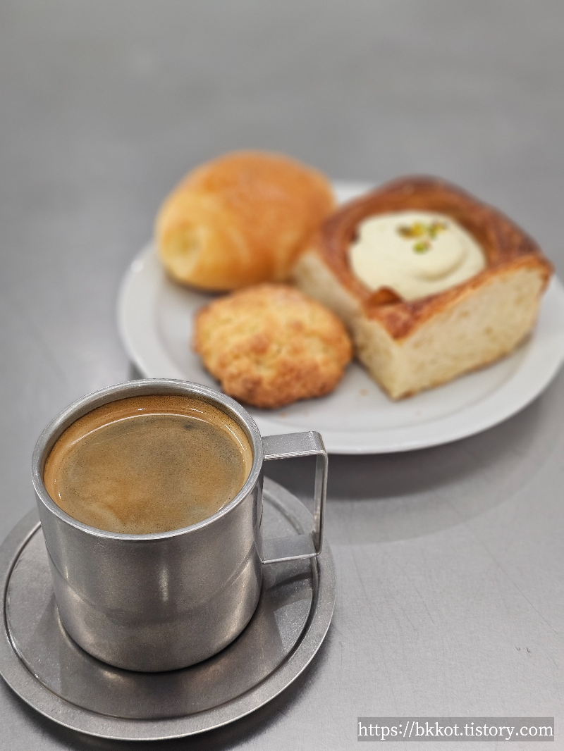 더트러플베이커리