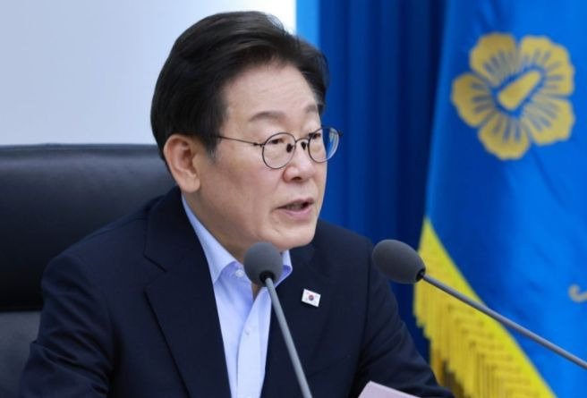 이 대통령 지지율 최저치 40% ｜부동산&middot;인사&middot;20대 지지율 하락 이유 총정리