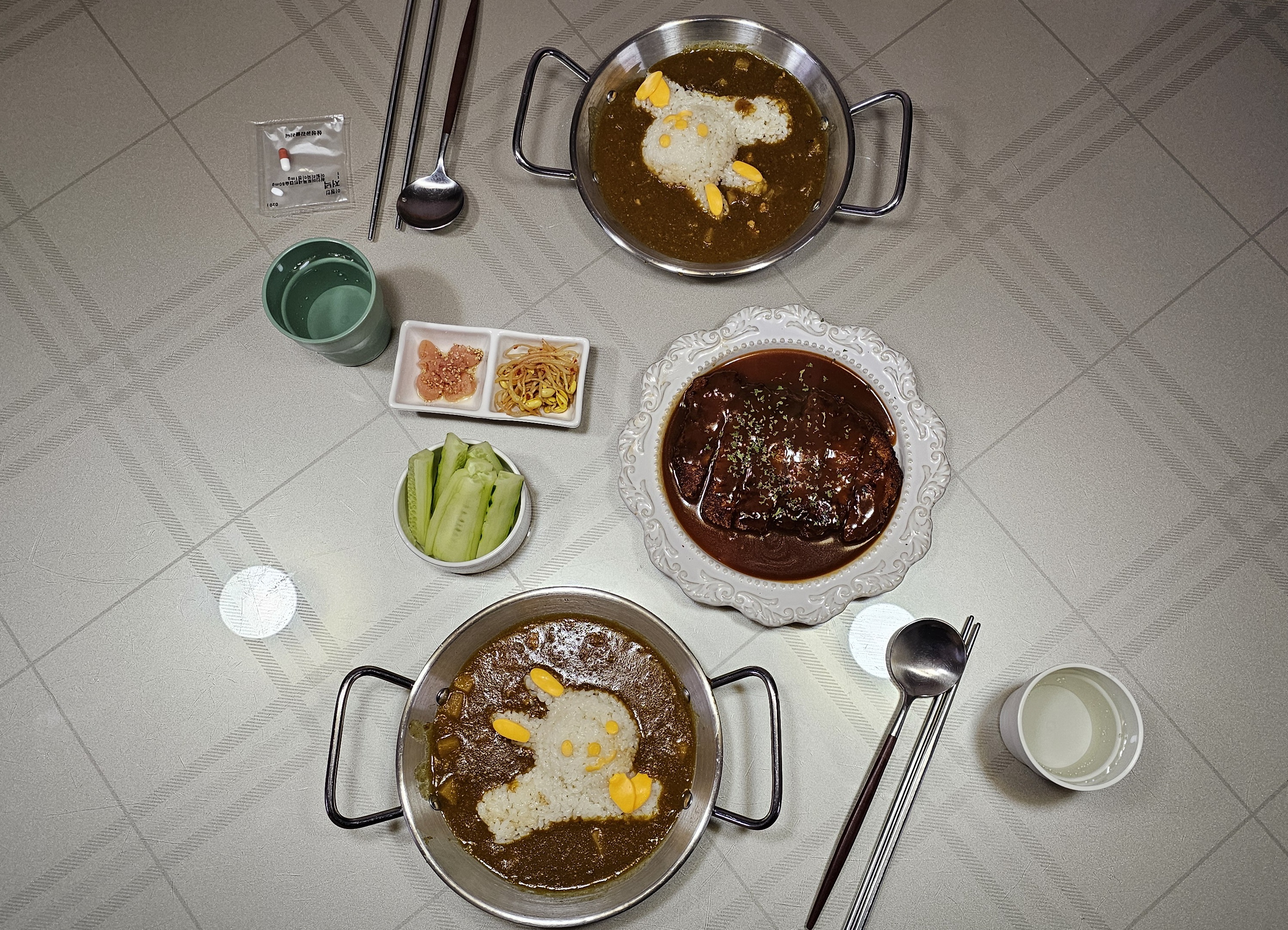 토끼카레와 돈까스