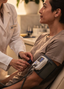 고혈압 원인 대표 이미지