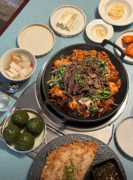성수AGU 식당 대표 메뉴