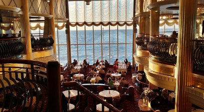 전 세계를 누비는 크루즈 승무원 라이프