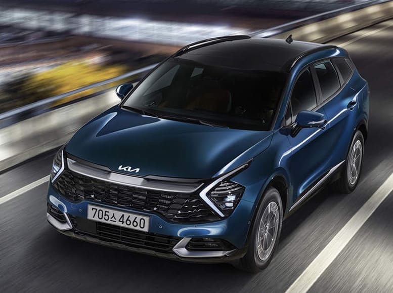 스포티지 하이브리드 주행모습