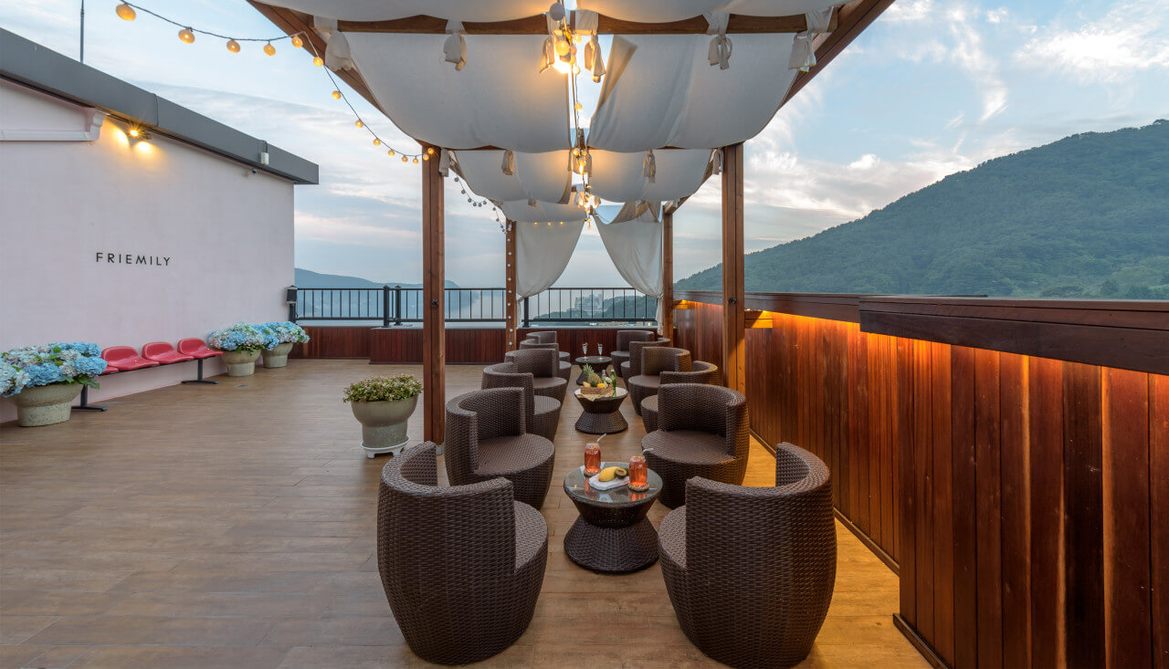 프래밀리풀빌라호텔