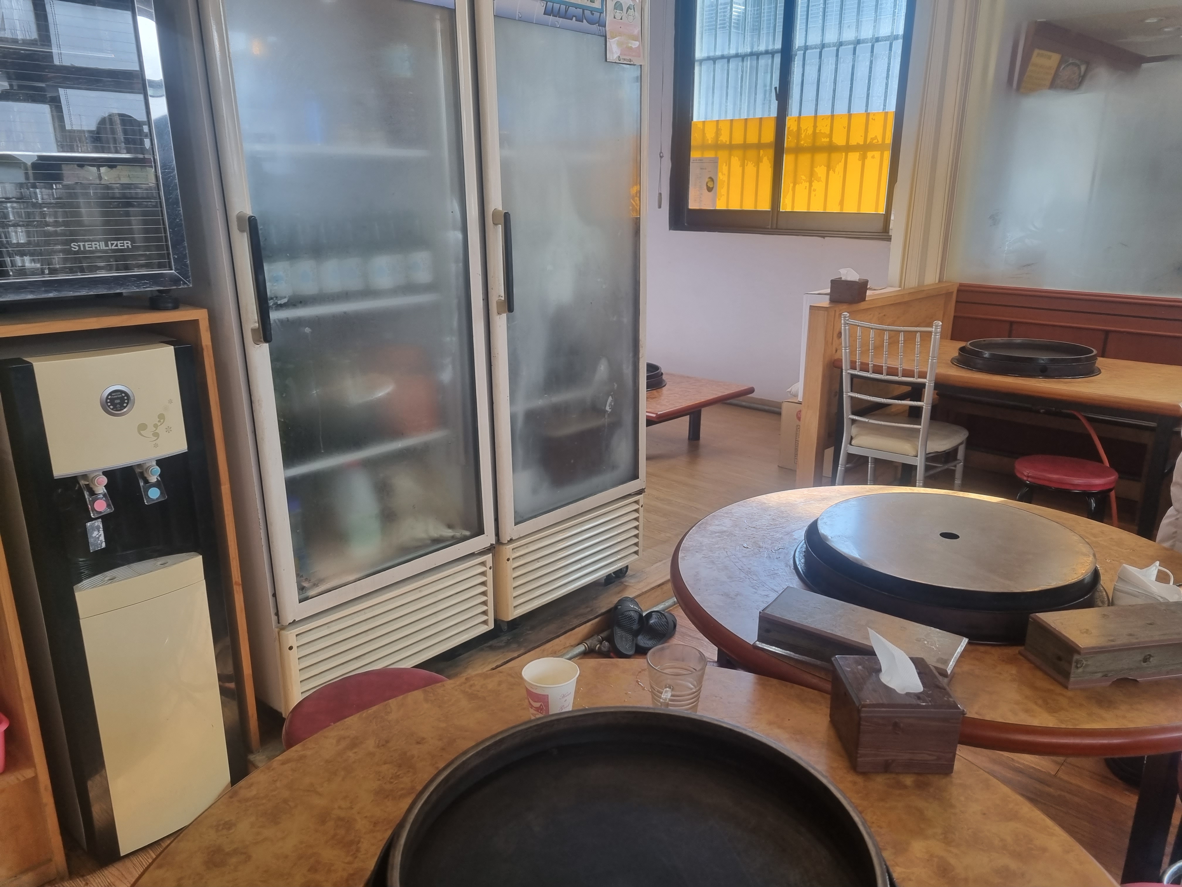 가평 안동닭갈비막국수 내부