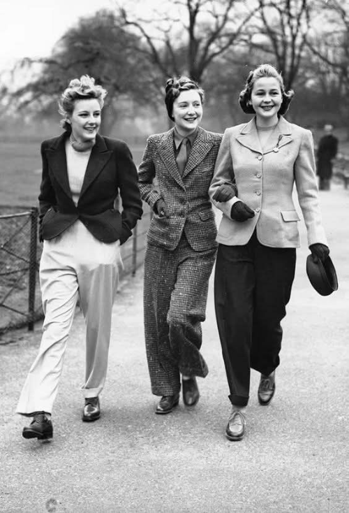 여성 바지의 탄생