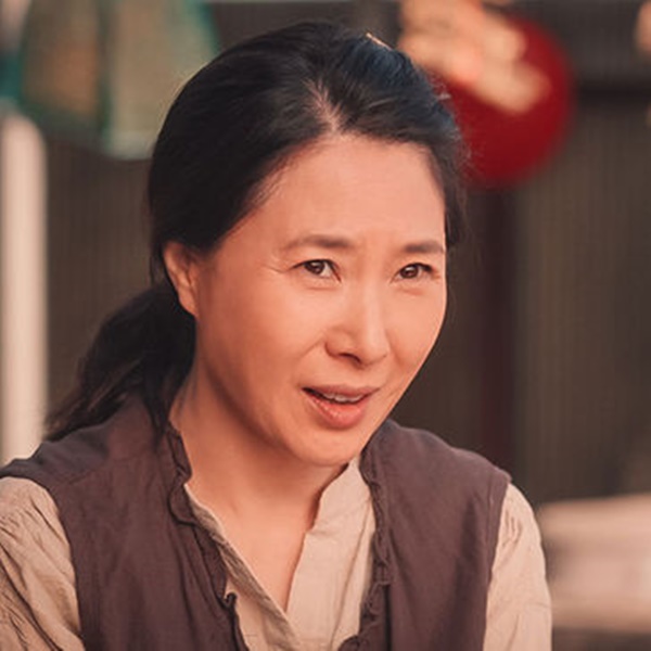 오월의 청춘 등장인물 이미지 입니다.