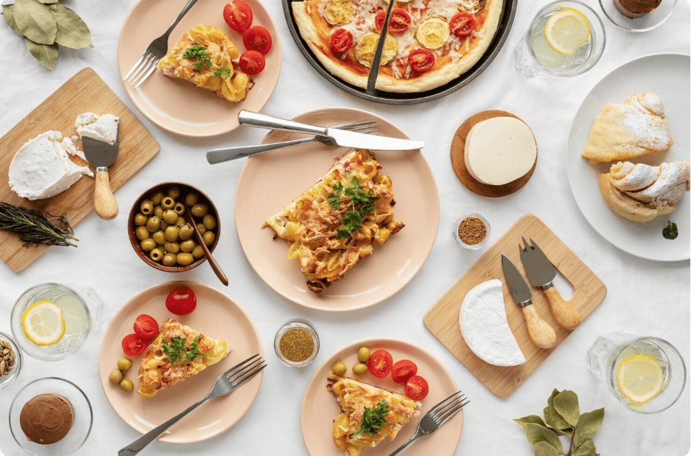 피자와 스파게티 등 다양한 음식들