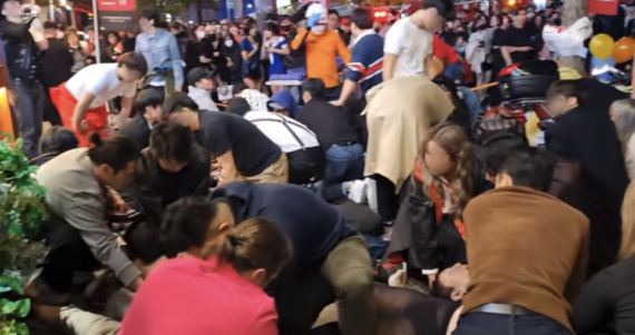 sns캡쳐. 압사사고 cpr현장