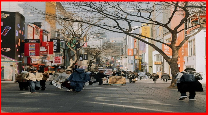 상가가 밀집된 서울 명동 거리